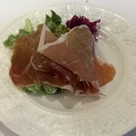 レストラン アミューズ - 2025/8/18 生ハムのサラダ