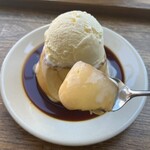 2F coffee - しっかりと硬めのプリン