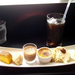 この日のシェフのきまぐれメニュー パスタA&B共通 デザート盛り合わせ+ドリンク♪