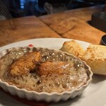 カルネジーオ イースト - 