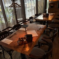 カルネジーオ イースト - 