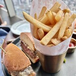 Peak with Priceless Restaurant & Bar - 