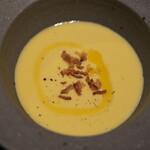 肉とワイン Jinen - 季節野菜のスープ