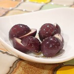 トリワイン ＰＩＫＯＳＨＨＨＵ - うずら卵の赤ワイン漬け