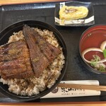 炭火焼うなぎ 東山物産 - 