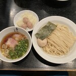 支那ソバ 小むろ - 