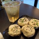 焼小籠王 - 裏面カリッと、肉汁ぶしゃー！