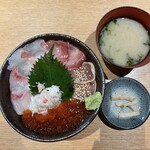博多丸秀 - 博多海鮮丼1,200円＋大盛80円