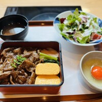 すき焼き十二天 - 焼きしゃぶ重+お重専用濃紅生卵