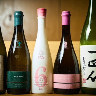 十四代、新政などレアな日本酒から店主厳選の日本酒と多数ご用意