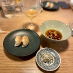 Chinese restaurant KUE - 定番のよだれ鶏から餃子のコンボ、これぞKUE