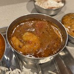 スパイスアンドカレー黄金の風 - お出汁香る魚介のスパイシーカレー　エビ