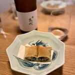 Chinese restaurant KUE - 絶品の太刀魚の春巻きと新潟の阿部酒造のあべ＋（日本酒と米焼酎のハイブリット）で、揚げ物と合う！