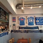 ナポリスタカ - 店内はSSCナポリ一色