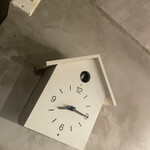 茄子おやじ - 鳩時計…00分にちゃんと鳩さん鳴いてました。