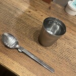 茄子おやじ - お水とスプーン