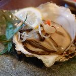 釜めし菜時記 さき亭 - 五島列島産岩ガキ 680円