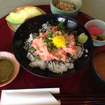 日替わり ネギトロ丼