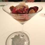 カンテサンス - リュバーブとアメリカンチェリーのクープ