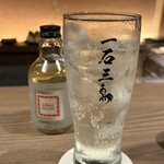 厳選焼鳥 一石三鳥 - スパイスハイボール　七味唐辛子