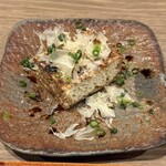 厳選焼鳥 一石三鳥 - 栃尾揚げ　鳥節がけ