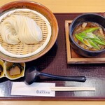 寛文五年堂 秋田店 - 桃豚ざるうどん