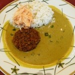 シェ・イノ - 【第8回東京グランメゾン チャリティカレー】子羊のグリーンカレー パクチー添え(1000円)