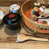 韻松亭 - 