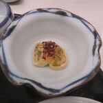 314641279 - 穴子の湯葉巻・土佐酢ジュレ掛け