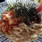 冷やしぶっかけカルビうどん