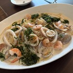 イタリアン　キッチン　グリュック - ◉ 伊勢志摩産あおさの海鮮クリームソース
      　サラダ、ドリンク付き