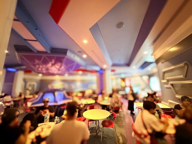 トゥモローランド フードコート Tomorrowland Terrace - Tokyo Disneyland Station/Hamburger
