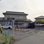 かつ亭籠る - えいやっ！とばかり行ってみたら意外と広い駐車場