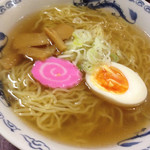 さかな処 三吉 - 醤油ラーメン400円