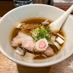 ライフイズビューティフル らぁ麺アンドカフェバー - 