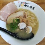 近江熟成醤油ラーメン 十二分屋 - 料理写真:鶏とハマグリのラーメン