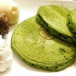 MARUFUJI CAFE - 米粉パンケーキ抹茶