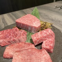 近江うし焼肉 にくTATSU 日本橋室町店 - 