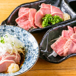 もつ焼 坊っちゃん - 新鮮肉刺し（低温料理）