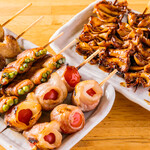 もつ焼 坊っちゃん - 一番人気のしろもつタレ味、野菜巻き串もございます！