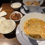 担担麺 胡 - 