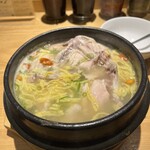 参鶏湯 人ル - 