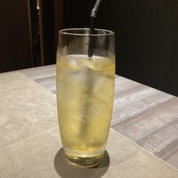 八重洲 steak & seafood 鉄板焼き 一心 - サービスドリンクはジャスミン茶で