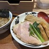 別邸 たけ井 なんばラーメン一座店