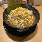 肉盛り みそラーメン 侍倶楽部 - 