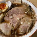 煮干しのビリー - 豚肩ロースチャーシュー2枚(デフォ1･肉増し1)