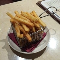 世界のワイン博物館 グランフロント大阪店  - フレンチポテトフライ