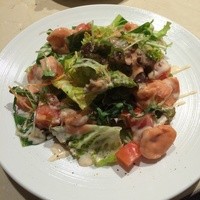 世界のワイン博物館 グランフロント大阪店  - 海老のオーロラサラダ