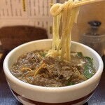 つきろう - 特製カレーうどん(1,110円)
麺2玉まで追加無料
肉追加(+600円)