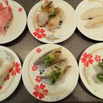 にぎりの徳兵衛 - 黄金穴子　大トロ　帆立湯霜　天然ヒラメ　太刀魚押し寿司　旬あじ梅入りなめろう味噌